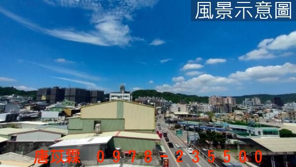 竹東稀有黃金角間大平層照片5