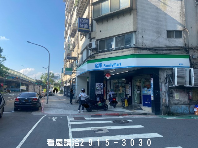 302全家邊間收租店面-新店文山買屋賣屋網 302全家邊間收租店面