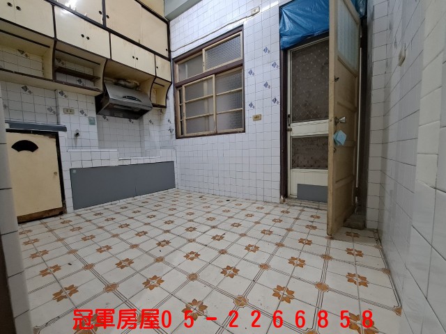 598萬-嘉義車站旁美透天-嘉義縣市房屋銷售網(冠軍房屋)05-2266858~~ 嘉義房屋 嘉義買屋 嘉義賣屋 嘉義透天 嘉義仲介 嘉義不動產 嘉義租屋 598萬-嘉義車站旁美透天 物件照片04