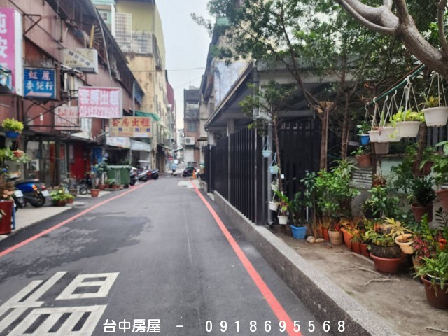 成功路電梯套房,台中火車站,台中公園,光復國小,居仁國中,五權路,台灣大道,,中華路,-台中房屋-0918695568,歡迎來電看屋,台中套房,房屋,房屋仲介,法拍屋,房屋出租,買屋,賣屋,等服務  物件照片10