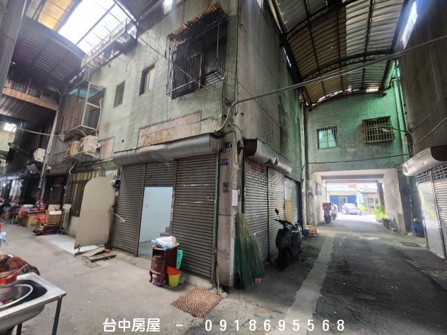 復興路小透天,雙鐵共構,台中火車站,復興路,文心南路,建國南路,大慶火車站,復興路,忠明南路,-台中房屋-0918695568,歡迎來電看屋,台中套房,房屋,房屋仲介,法拍屋,房屋出租,買屋,賣屋,等服務  物件照片03