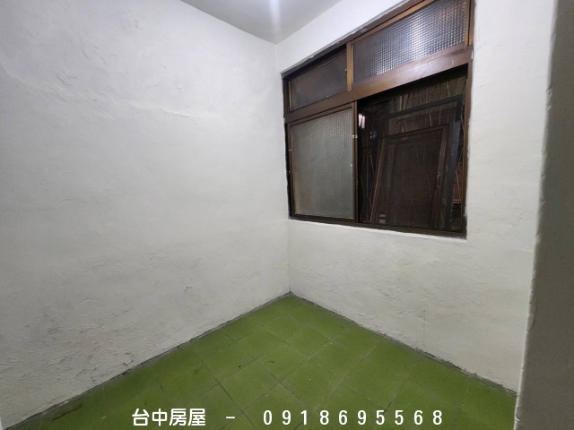 復興路小透天,雙鐵共構,台中火車站,復興路,文心南路,建國南路,大慶火車站,復興路,忠明南路,-台中房屋-0918695568,歡迎來電看屋,台中套房,房屋,房屋仲介,法拍屋,房屋出租,買屋,賣屋,等服務  物件照片07