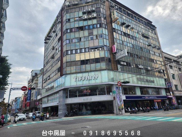 光復路套房,入戶籍可租屋補助,全新家電,三民路忠孝國小,居仁國中,,科博館,台灣大道,-台中房屋-0918695568,歡迎來電看屋,台中套房,房屋,房屋仲介,法拍屋,房屋出租,買屋,賣屋,等服務  物件照片01