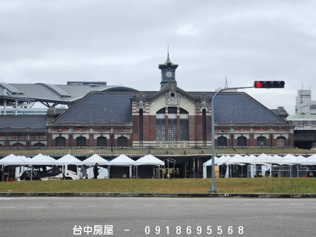 可以雙人租屋補助,成功路套房,非頂樓,台中火車站,台中公園,光復國小,居仁國中,五權路,台灣大道,-台中房屋-0918695568,歡迎來電看屋,台中套房,房屋,房屋仲介,法拍屋,房屋出租,買屋,賣屋,等服務  物件照片12