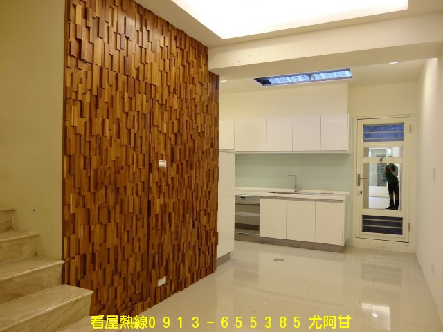 豐原 全新整理 透天房屋-台灣房屋仲介出售網：專營區域~北屯不動產、北屯大樓出售、北屯商辦大樓、北屯電梯別墅、北屯透天、北屯公寓、北屯14期重劃區、北屯捷運站區域，歡迎委託銷售房地產！ 物件照片03