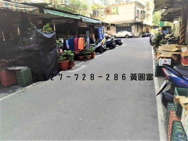 E31迴龍龍興市場金店面照片2